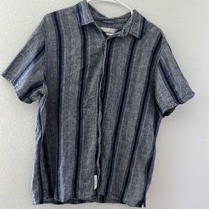 Men’s Casual Button Down Shirt